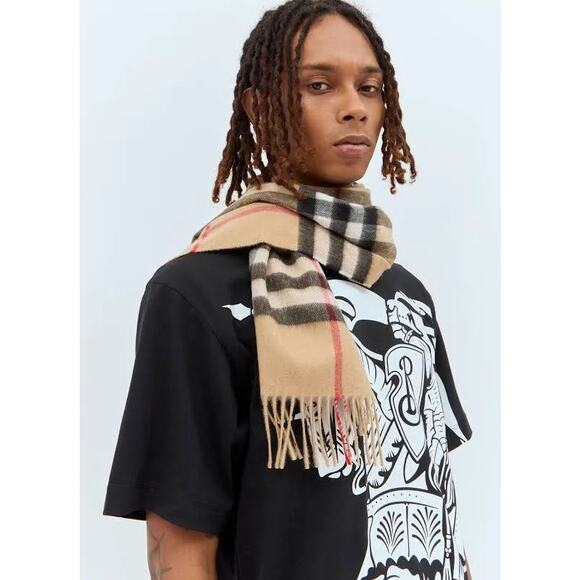 AUTH Burberry Cashmere Scar 12X66in - Picture 3 of 6